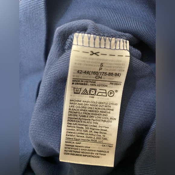 Women’s Dark Blue Crewneck from GAP, size S. Preloved. - Picture 4 of 4